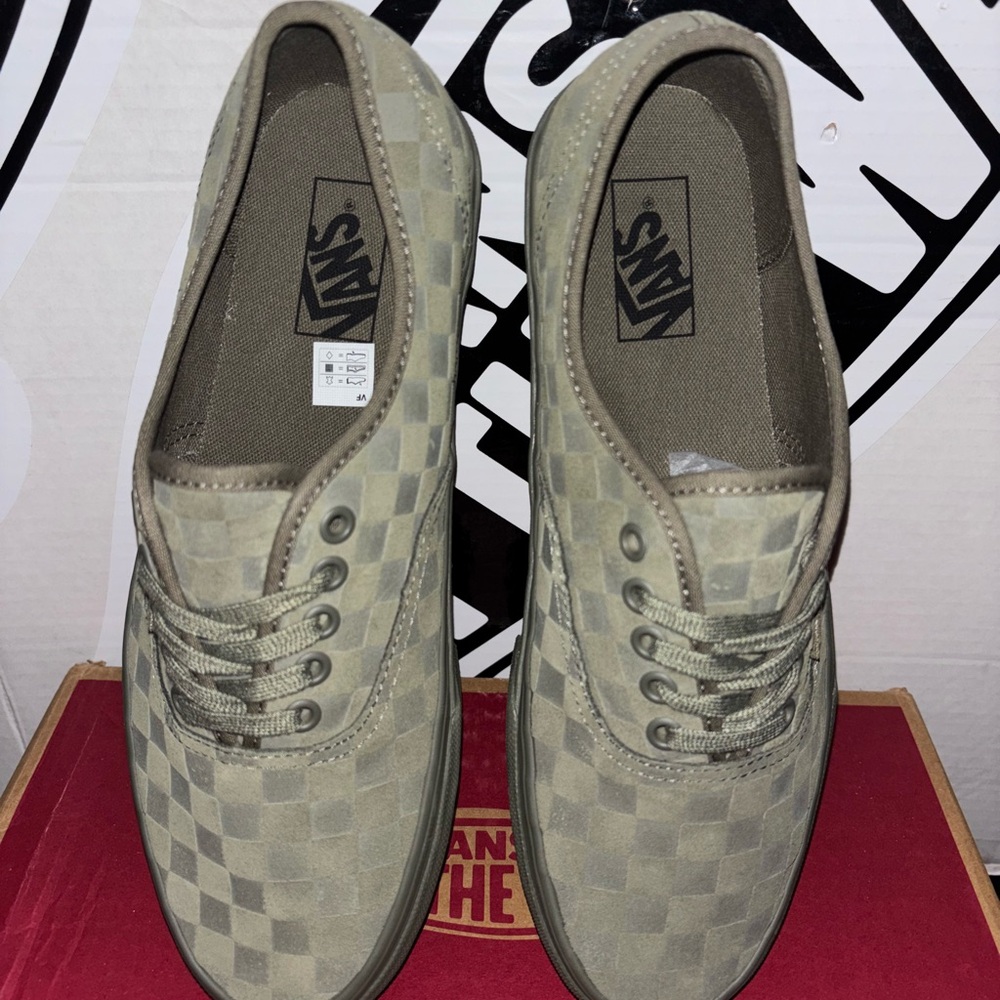 Vans Authentic sz 9.5 Men’s 11.0 Women’s - Picture 5 of 12